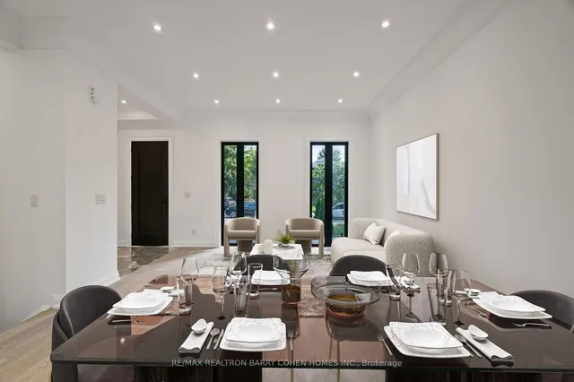 Additional property image - 44 Donegall Dr