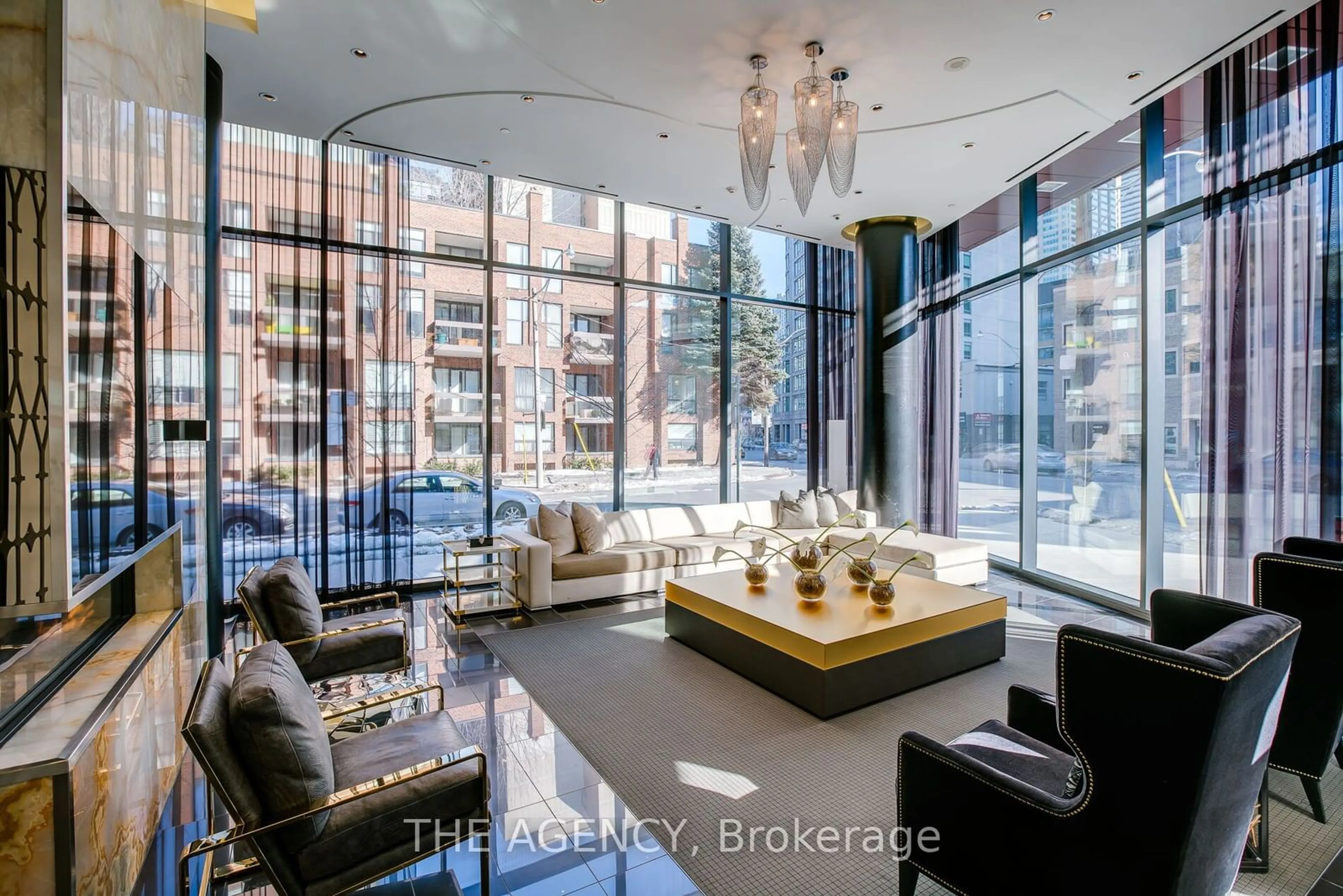 Indoor lobby, ceramic floors for 32 Davenport Rd #106, Toronto Ontario M5R 1H3