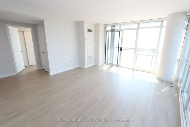 Additional property image - 15 Fort York Blvd Unit 3812