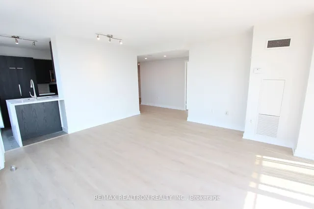 Additional property image - 15 Fort York Blvd Unit 3812
