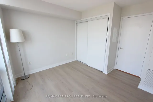 Additional property image - 15 Fort York Blvd Unit 3812