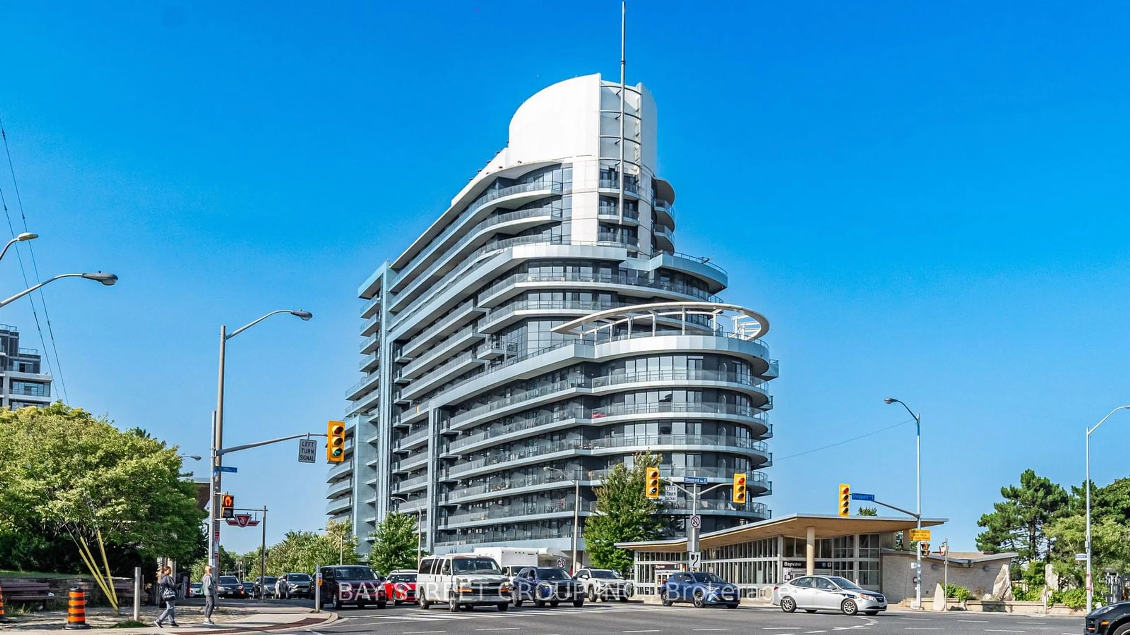 A pic from exterior of the house or condo, the front or back of building for 2885 Bayview Ave #721, Toronto Ontario M2K 0A3