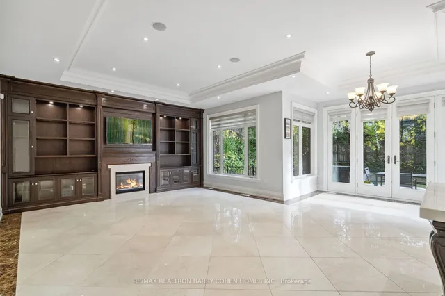 Additional property image - 117 Upper Canada Dr