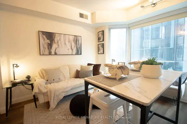 Additional property image - 155 Yorkville Ave Unit 505