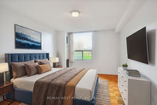 Additional property image - 10 Edgecliff Gfwy Unit 317