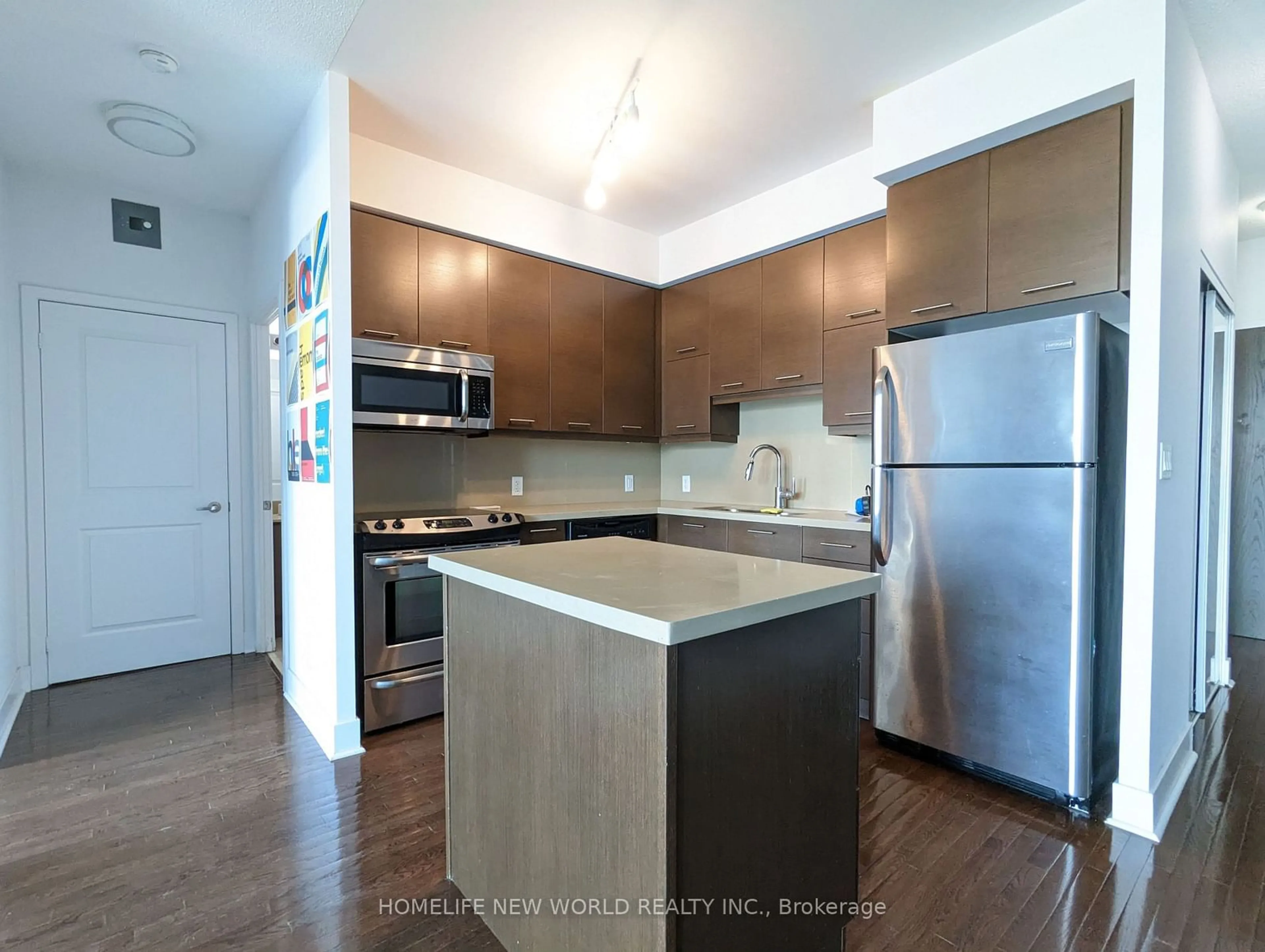 Standard kitchen for 26 Norton Ave #1511, Toronto Ontario M2N 0H6