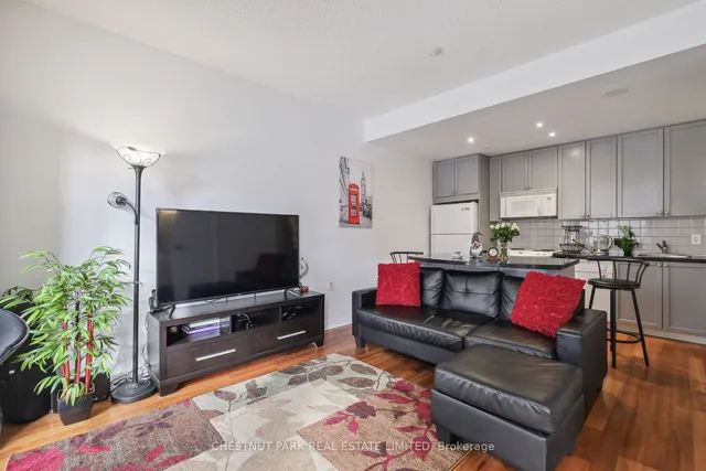 Additional property image - 85 Bloor St Unit 1014