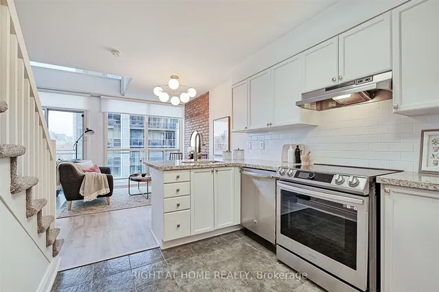 Additional image 16 of 1029 King St Unit 809