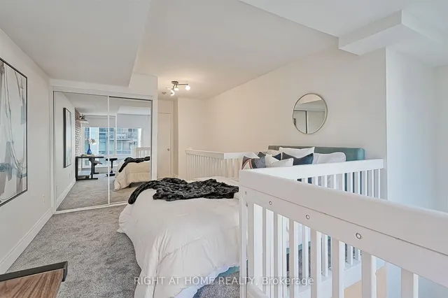 Additional image 5 of 1029 King St Unit 809