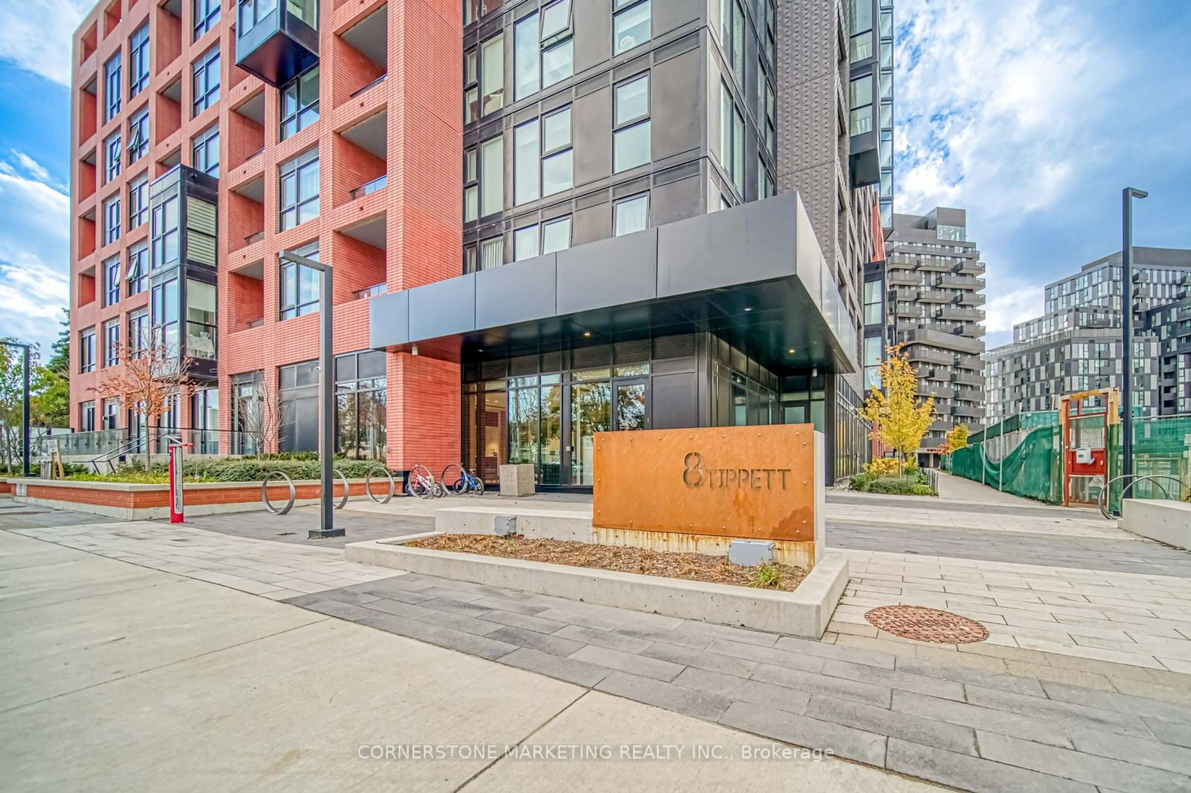 A pic from exterior of the house or condo, the street view for 8 Tippett Rd #813, Toronto Ontario M3H 0E7