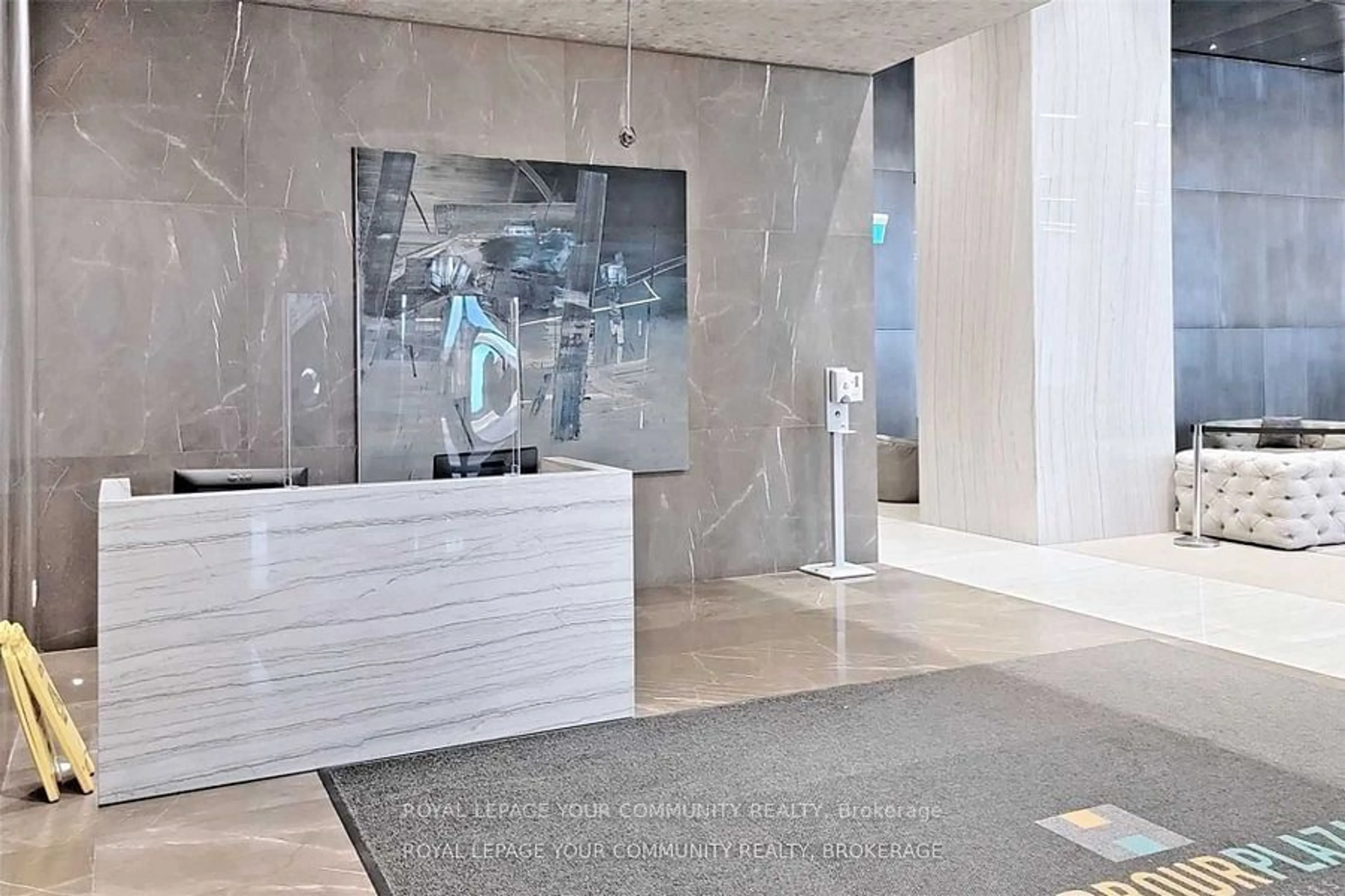 Indoor lobby, ceramic floors for 100 HARBOUR St #2407, Toronto Ontario M5J 0B5