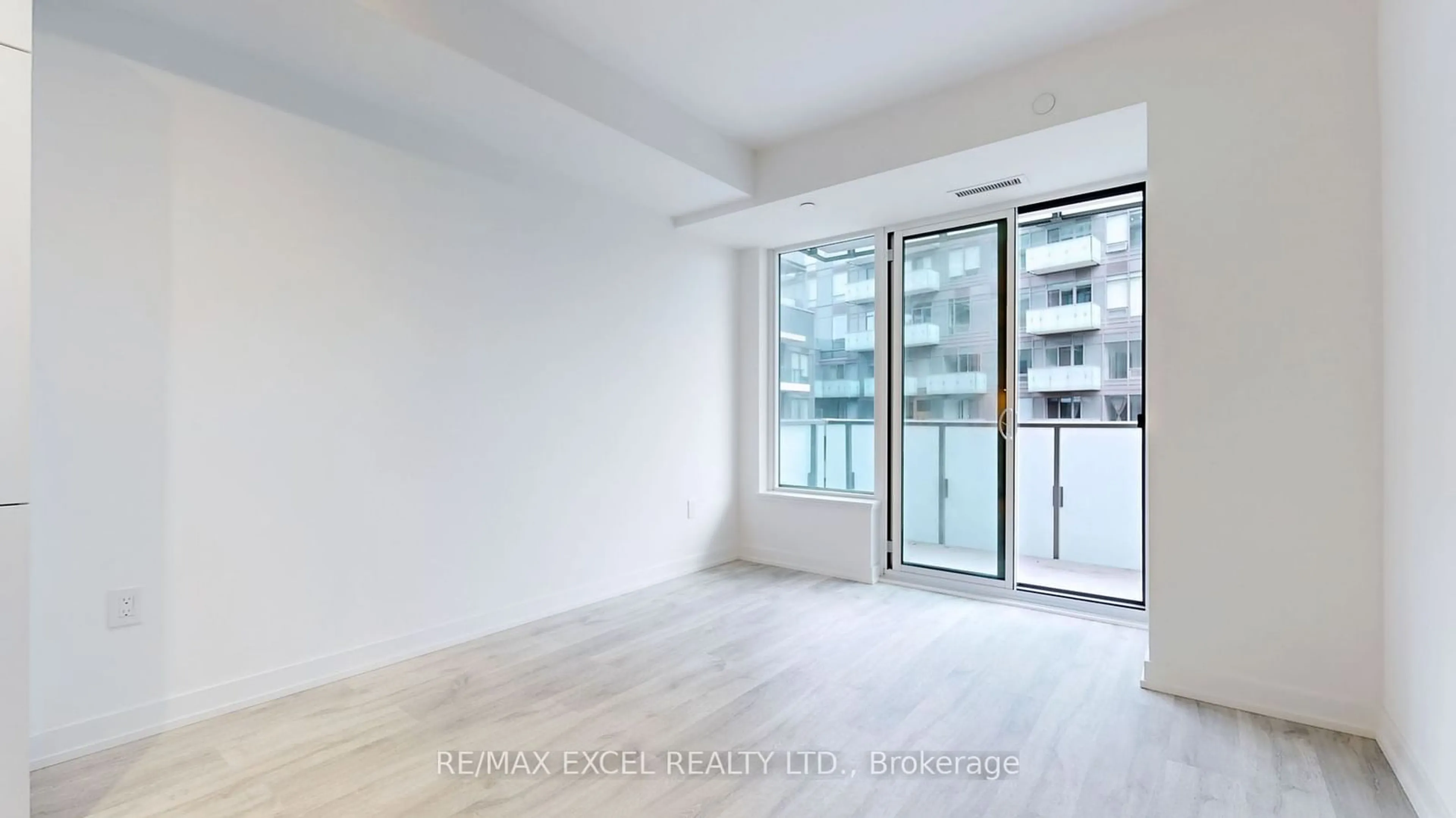 Other indoor space, wood floors for 8 Olympic Garden Dr #S704, Toronto Ontario M2M 0B9