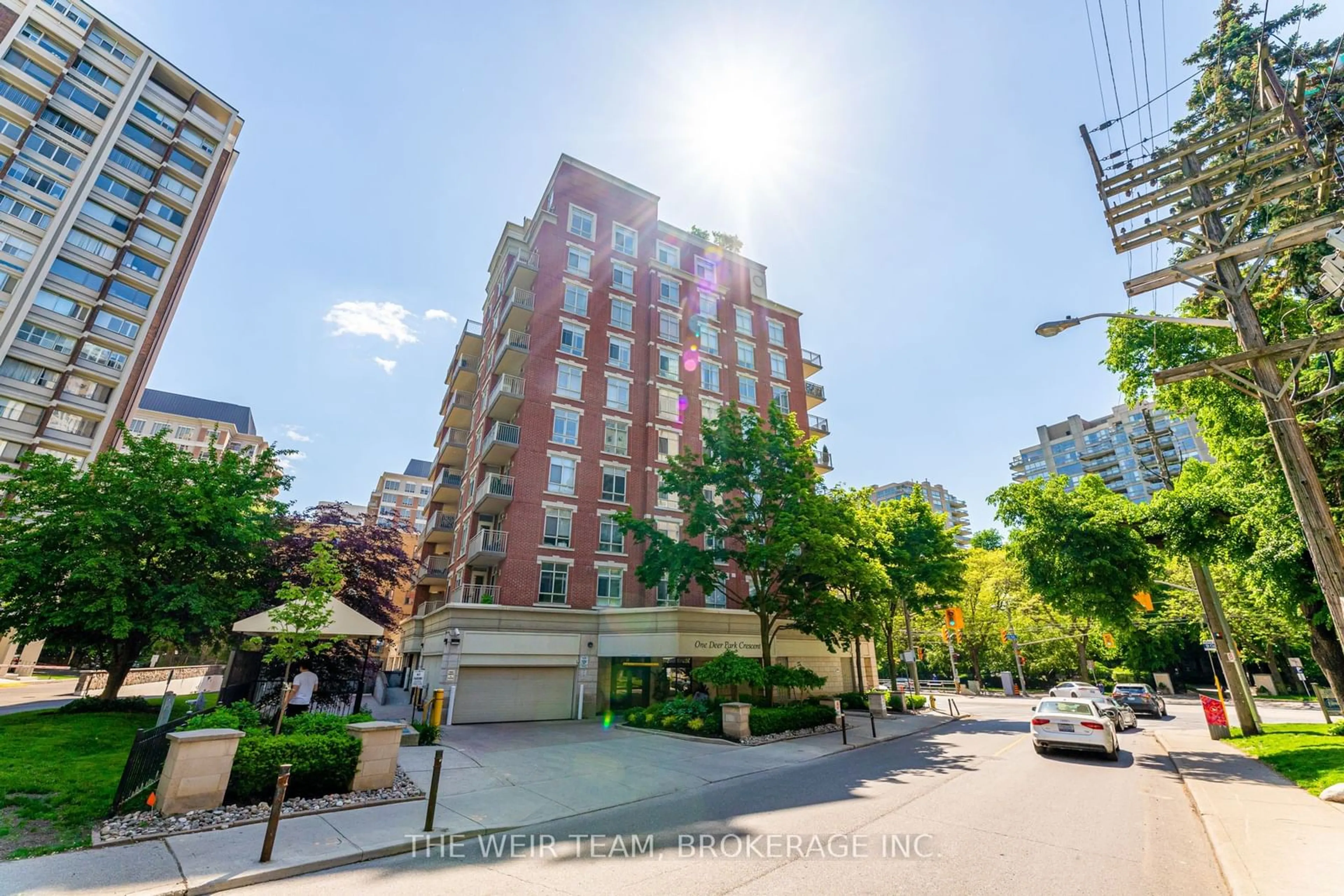 A pic from exterior of the house or condo, the street view for 1 Deer Park Cres #305, Toronto Ontario M4V 3C4