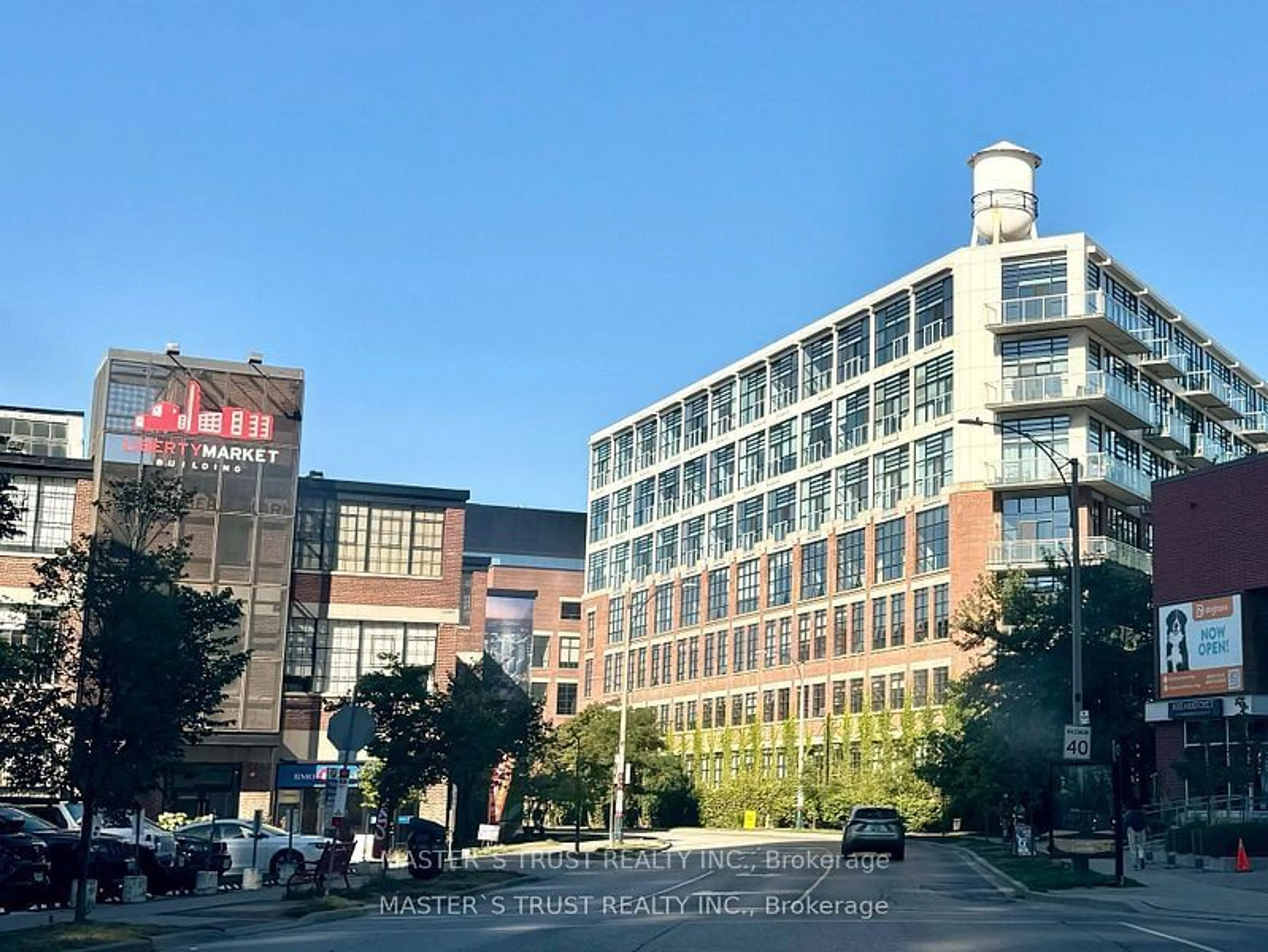 A pic from exterior of the house or condo, the view of city buildings for 43 Hanna Ave #512, Toronto Ontario M6K 1X1