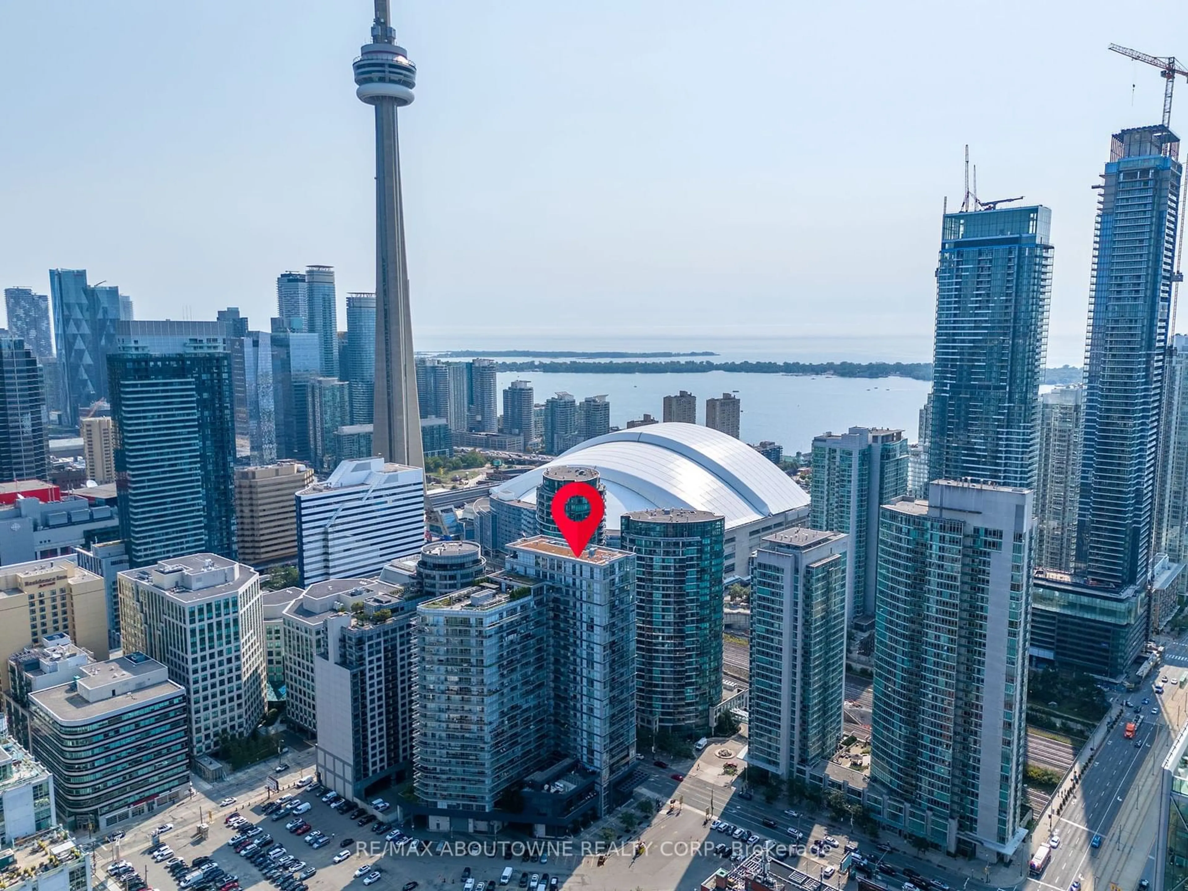 A pic from exterior of the house or condo, the view of city buildings for 352 Front St #1920, Toronto Ontario M5V 0K3