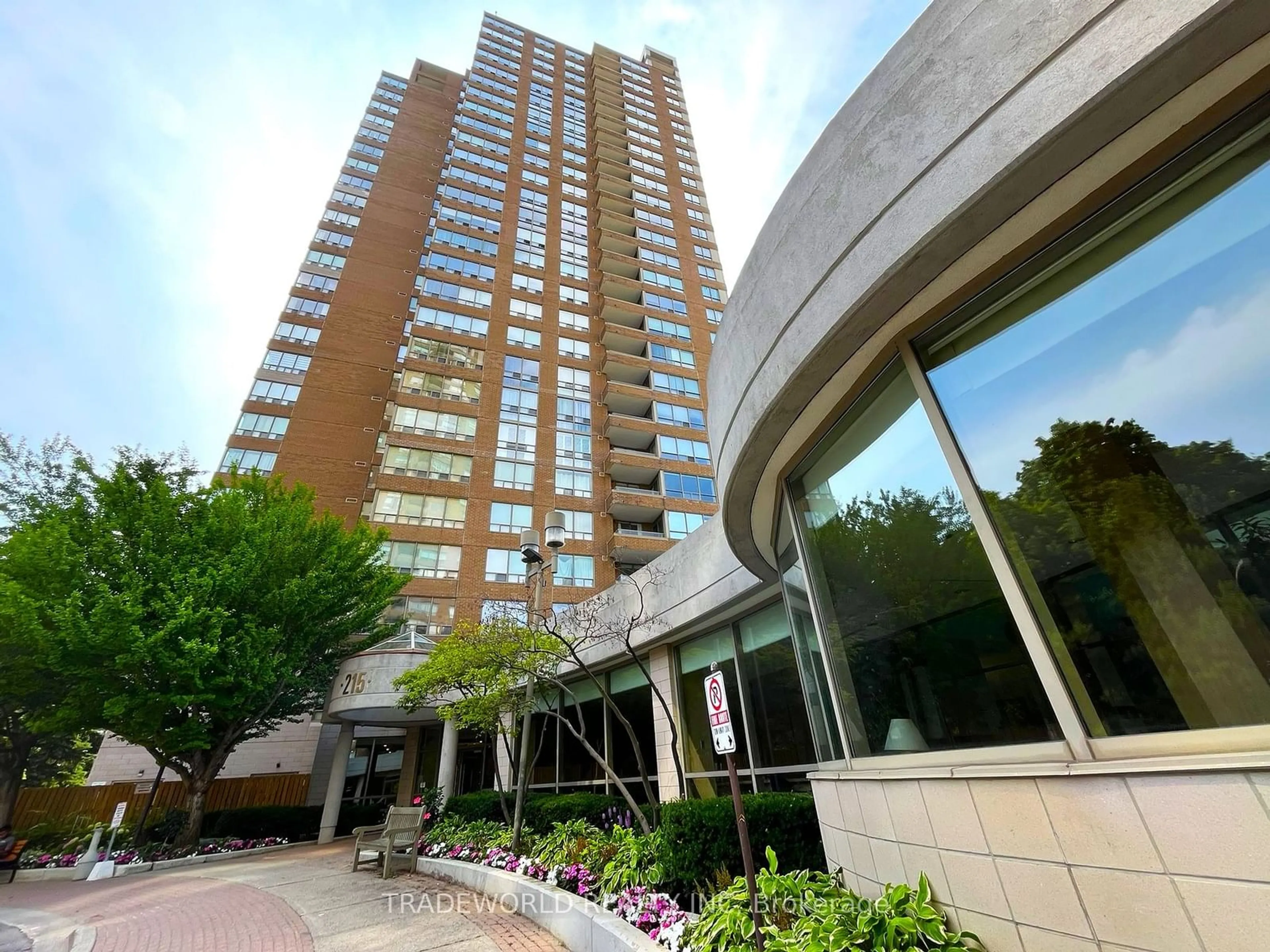 A pic from exterior of the house or condo, the front or back of building for 215 Wynford Dr #2307, Toronto Ontario M3C 3P5