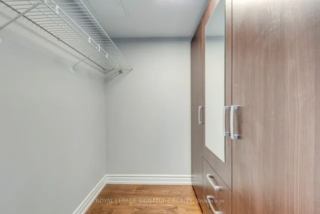 Additional property image - 77 Harbour Sq Unit 2207