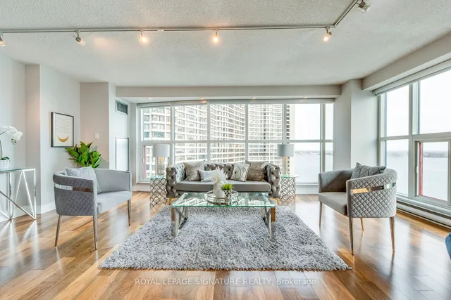 Additional property image - 77 Harbour Sq Unit 2207