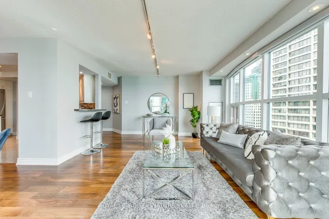 Additional property image - 77 Harbour Sq Unit 2207