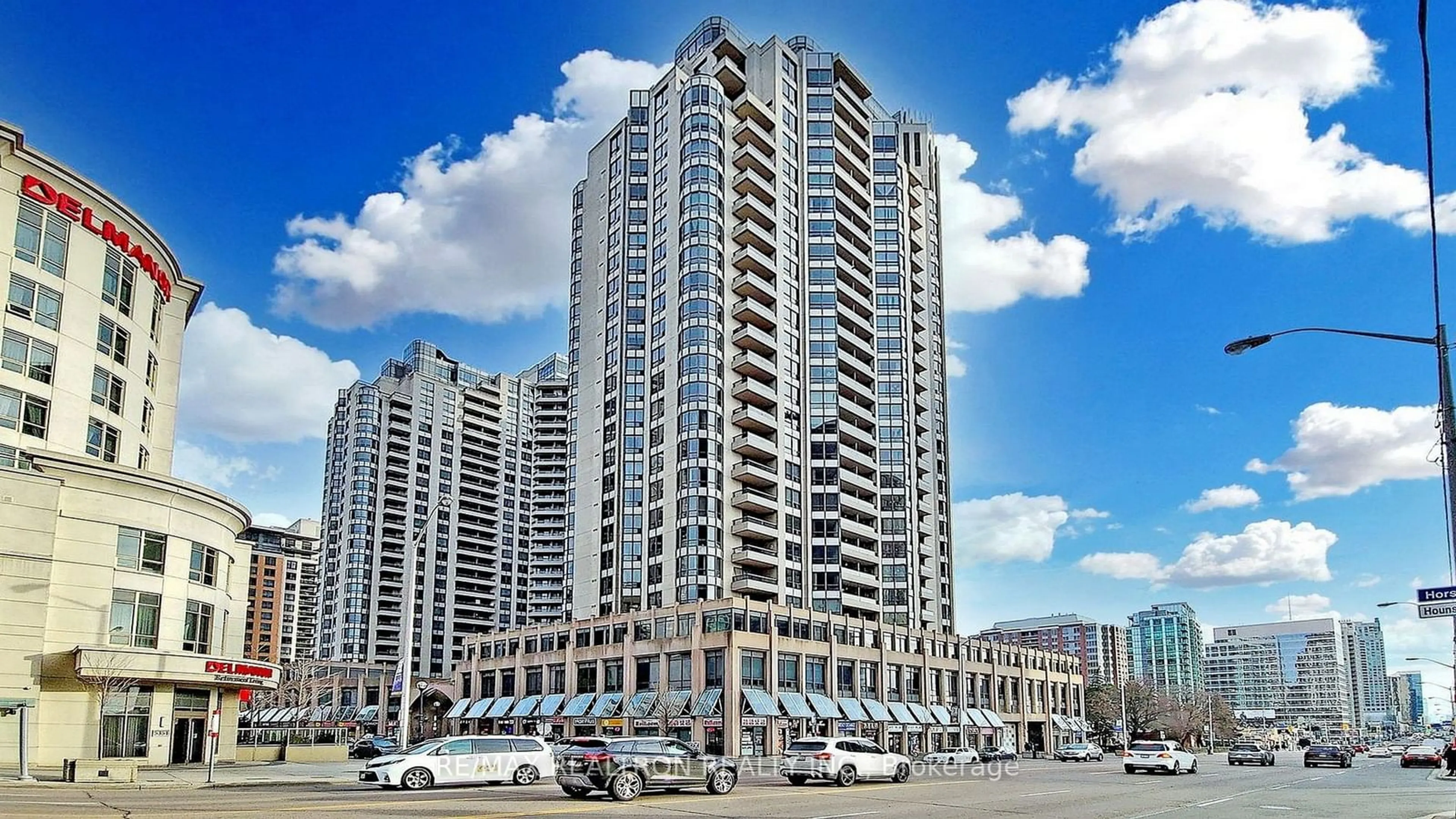 A pic from exterior of the house or condo, the view of city buildings for 5 Northtown Way #2108, Toronto Ontario M2N 7A1