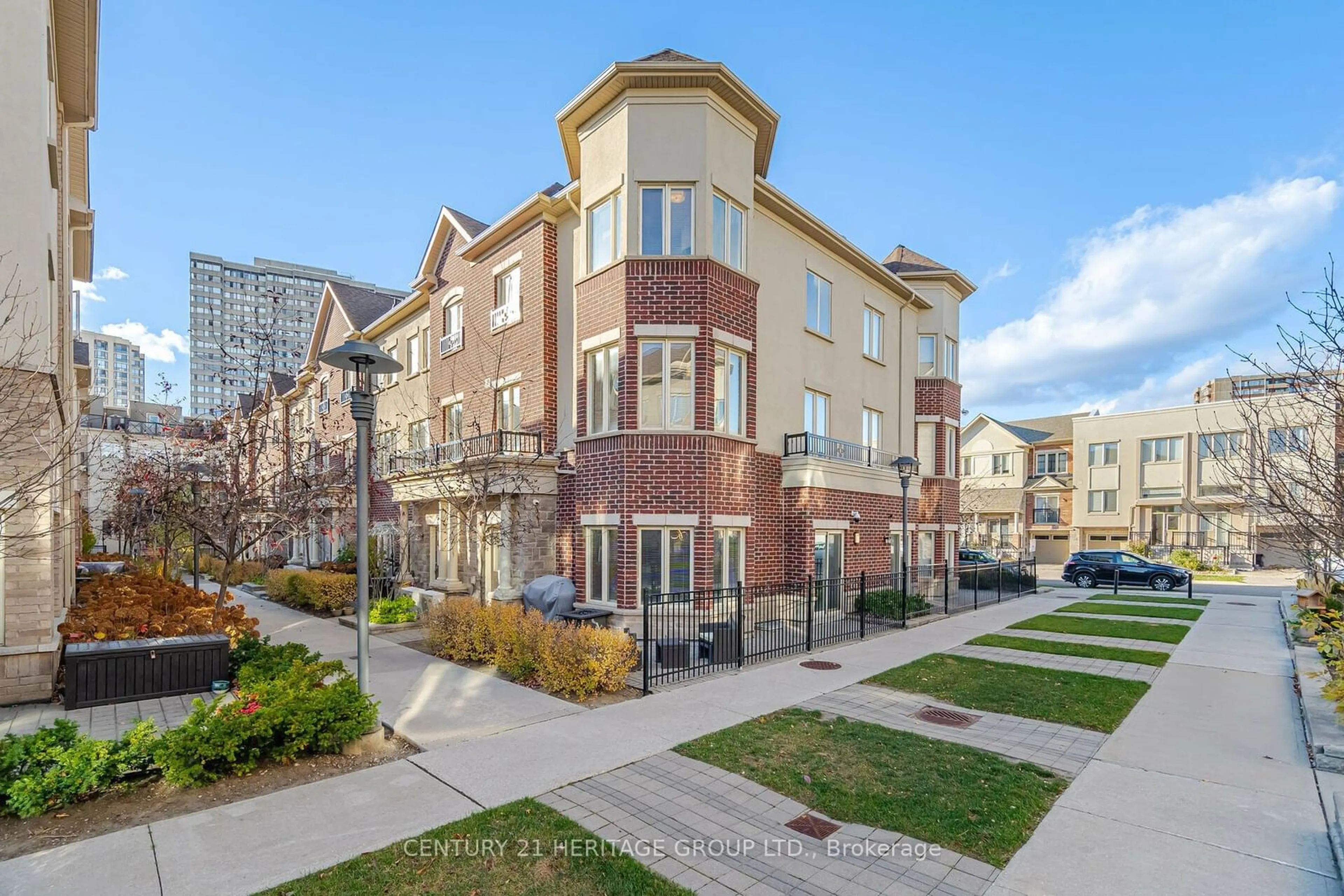 A pic from exterior of the house or condo, the street view for 23 Coneflower Cres #65, Toronto Ontario M2R 0A5