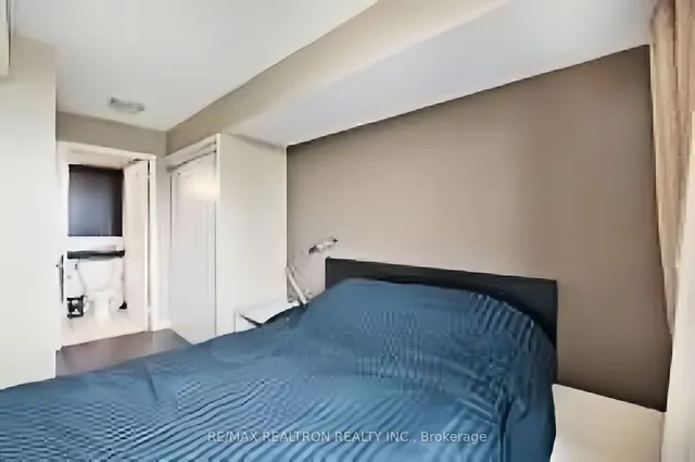 Additional property image - 8 Telegram Mews Unit 502