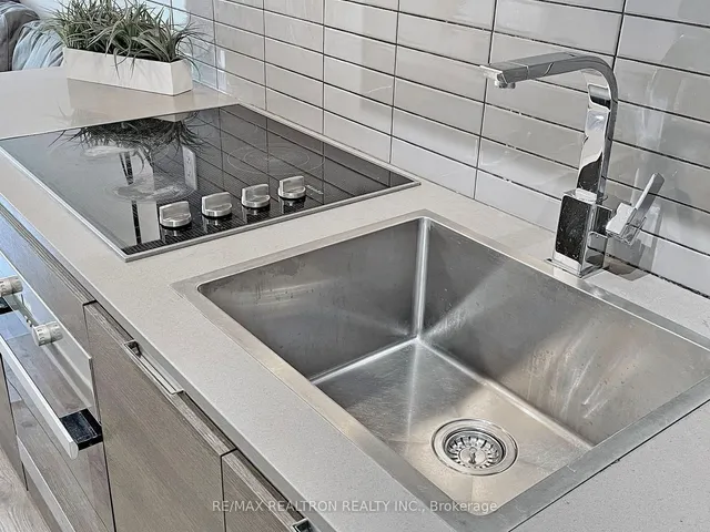 Additional property image - 200 Bloor St Unit 2007