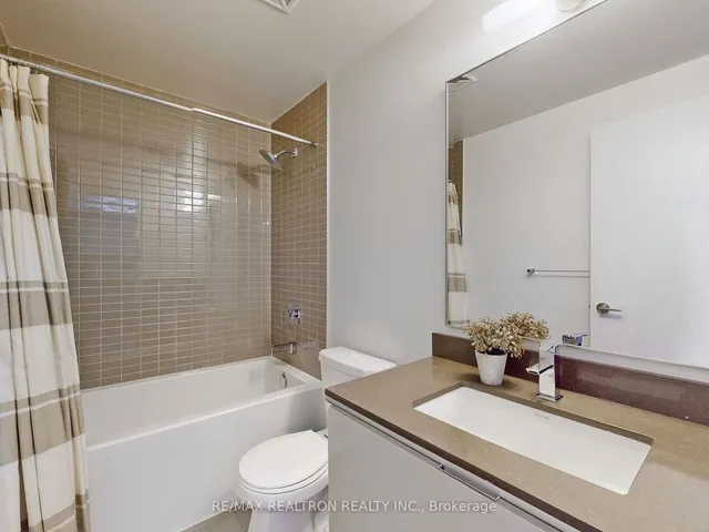 Additional property image - 200 Bloor St Unit 2007