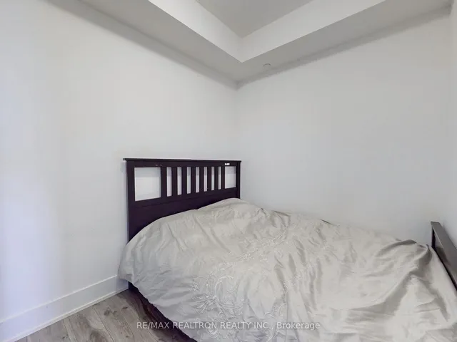 Additional property image - 200 Bloor St Unit 2007