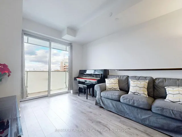 Additional property image - 200 Bloor St Unit 2007