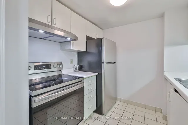 Additional property image - 44 Gerrard St Unit 811