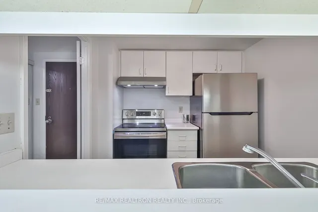 Additional property image - 44 Gerrard St Unit 811