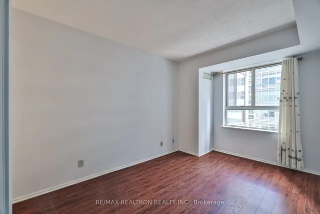 Additional property image - 44 Gerrard St Unit 811