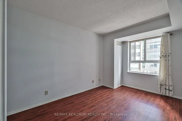 Additional property image - 44 Gerrard St Unit 811