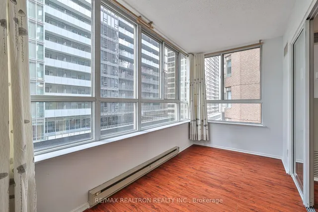 Additional property image - 44 Gerrard St Unit 811