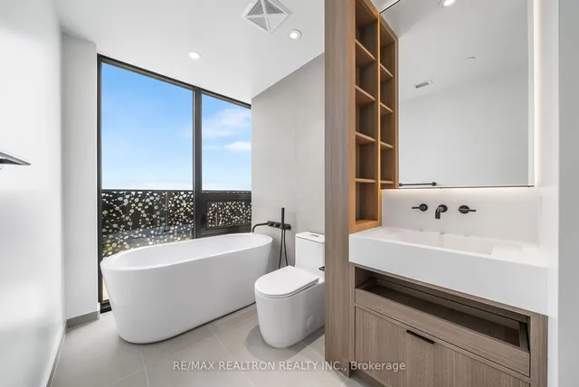 Additional property image - 55 Charles St Unit 4102