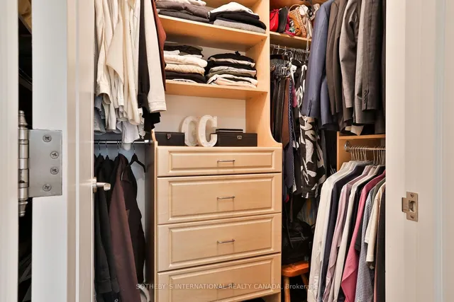 Additional property image - 68 Yorkville Ave Unit 308