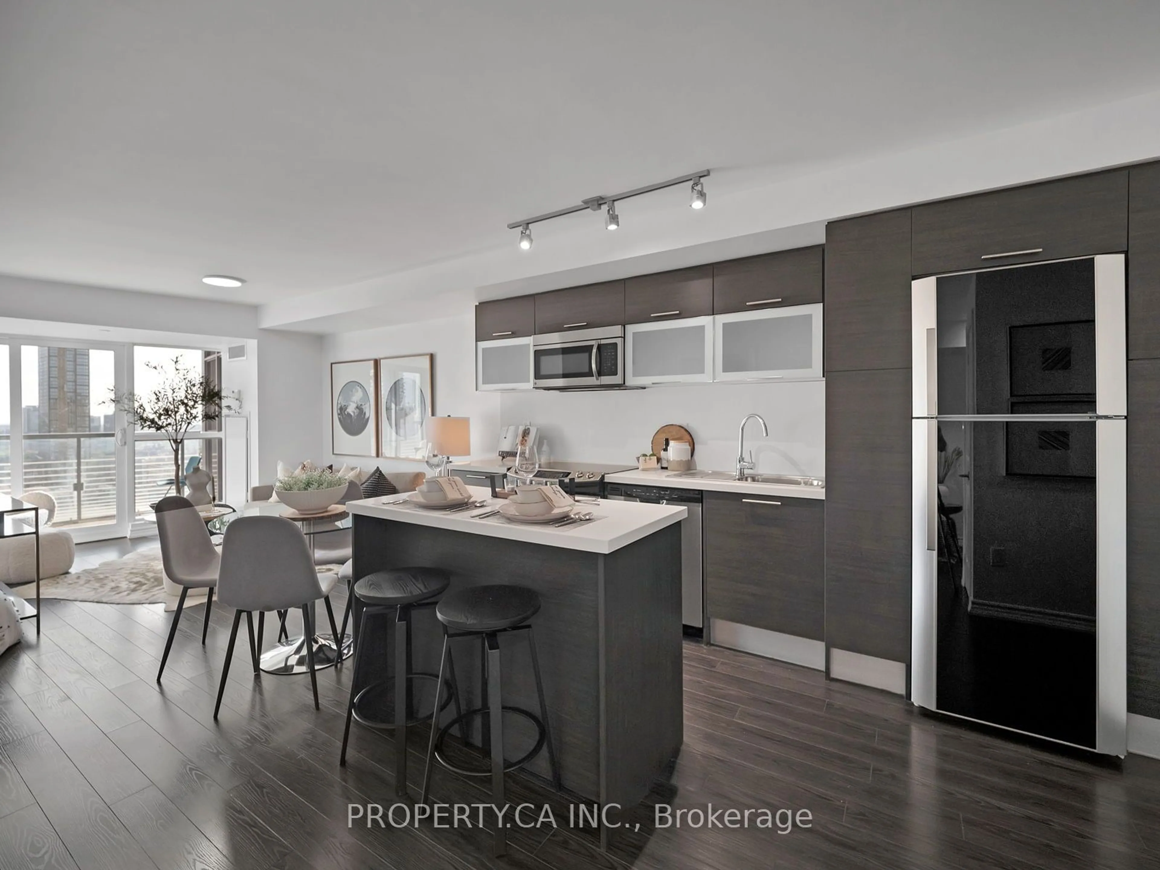 Open concept kitchen for 386 Yonge St #2105, Toronto Ontario M5B 0A5