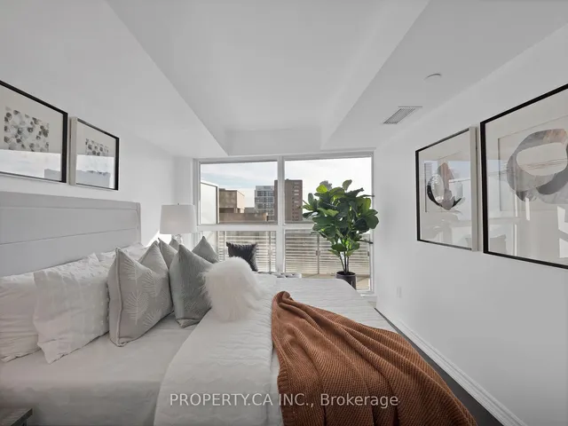 Additional property image - 386 Yonge St Unit 2105