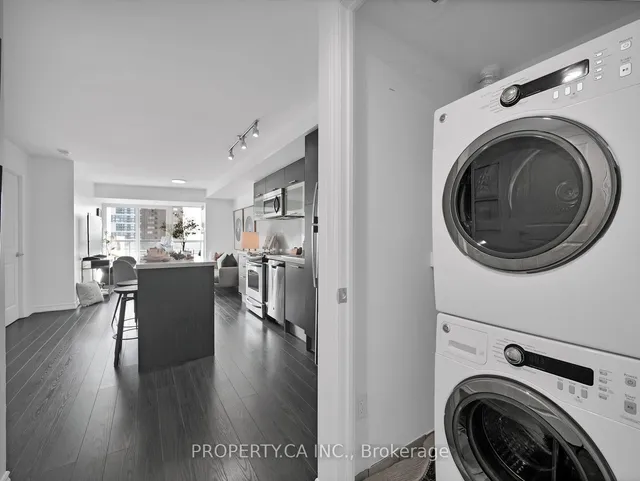 Additional property image - 386 Yonge St Unit 2105
