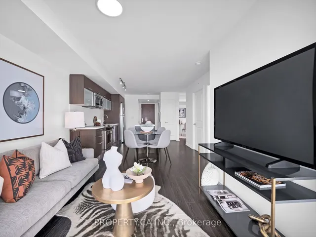 Additional property image - 386 Yonge St Unit 2105