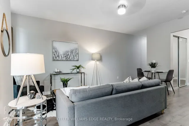 Additional property image - 297 College St Unit 628