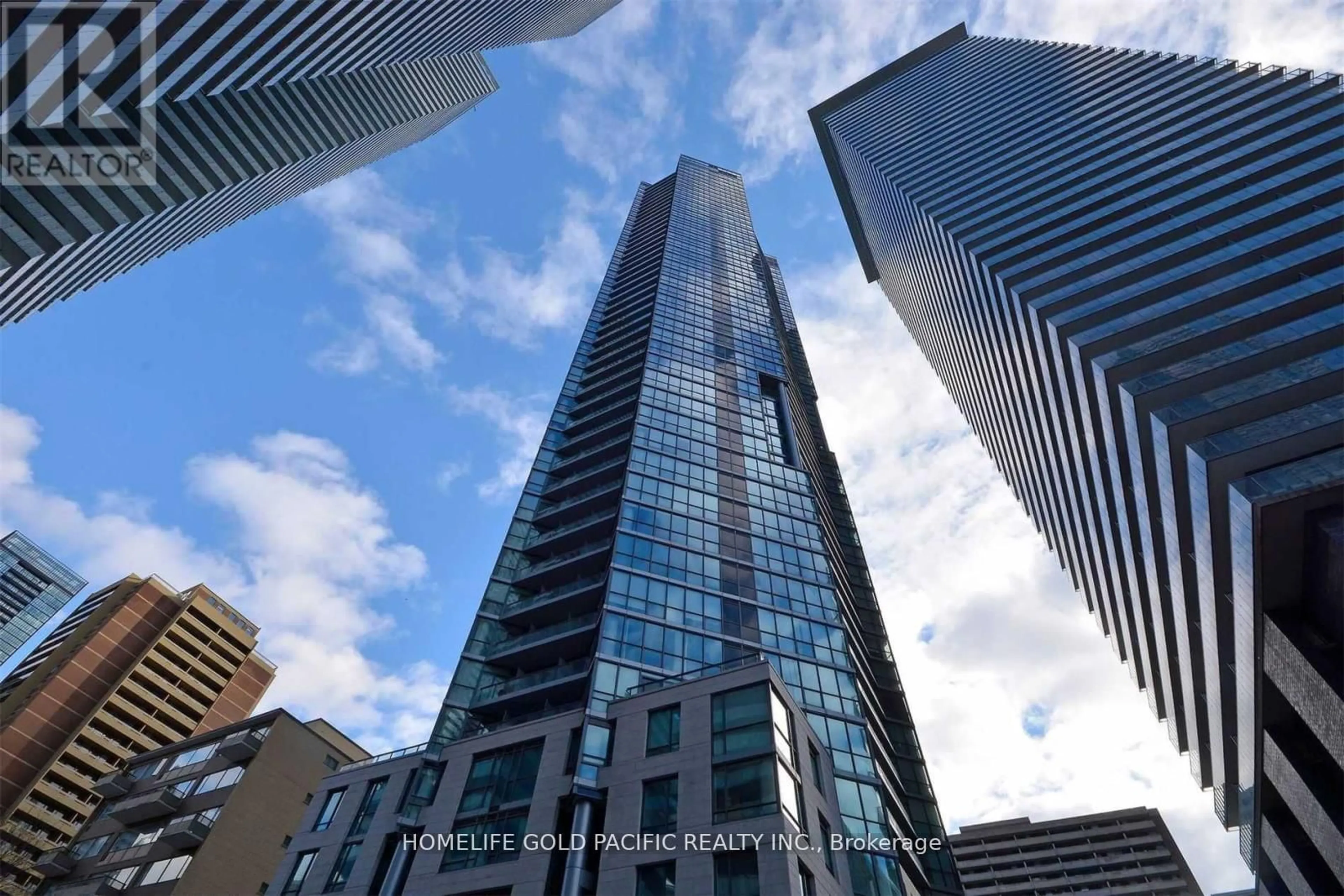 A pic from exterior of the house or condo, the view of city buildings for 45 Charles St #2308, Toronto Ontario M4Y 0B8