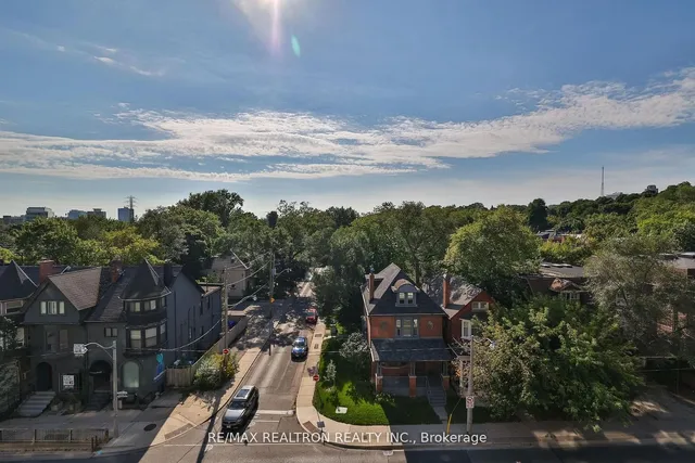 Additional property image - 285 Avenue Rd Unit 502