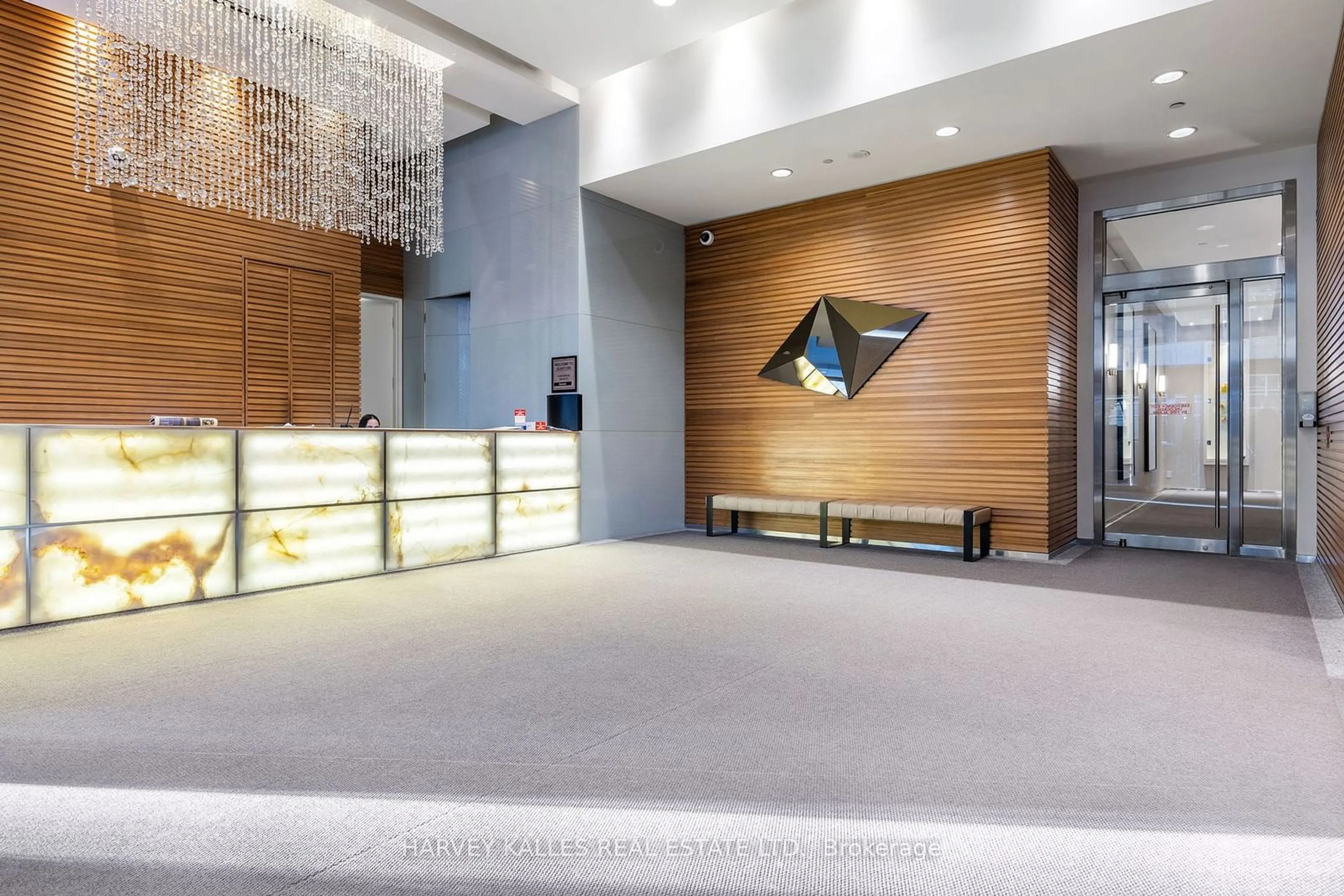 Indoor lobby, cement floor for 2191 Yonge St #3111, Toronto Ontario M4S 3H8