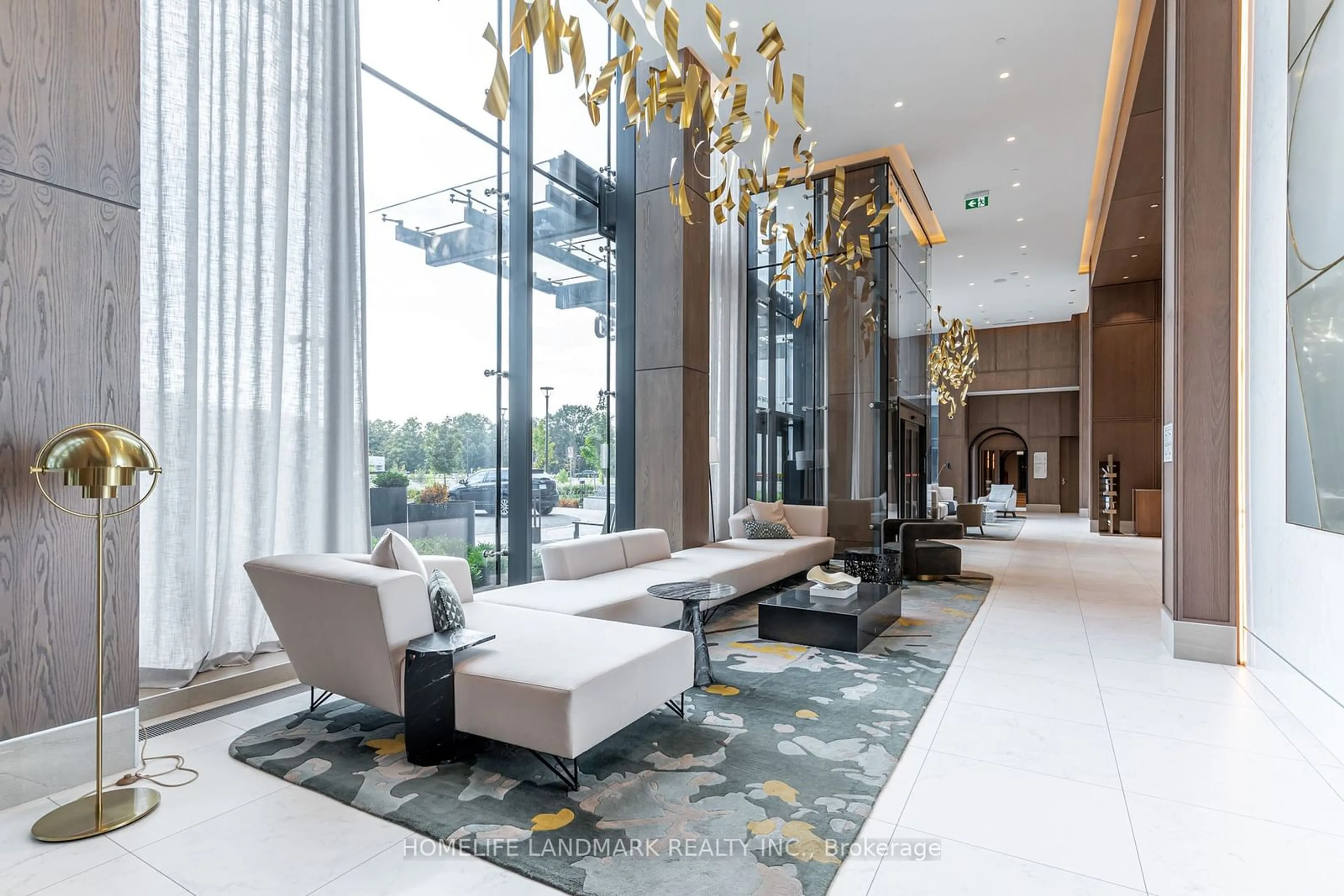 Indoor lobby, carpet floors for 30 Inn On The Park Dr #512, Toronto Ontario M3C 0P7