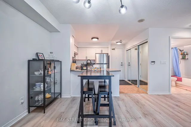 Additional property image - 5500 Yonge St Unit 803