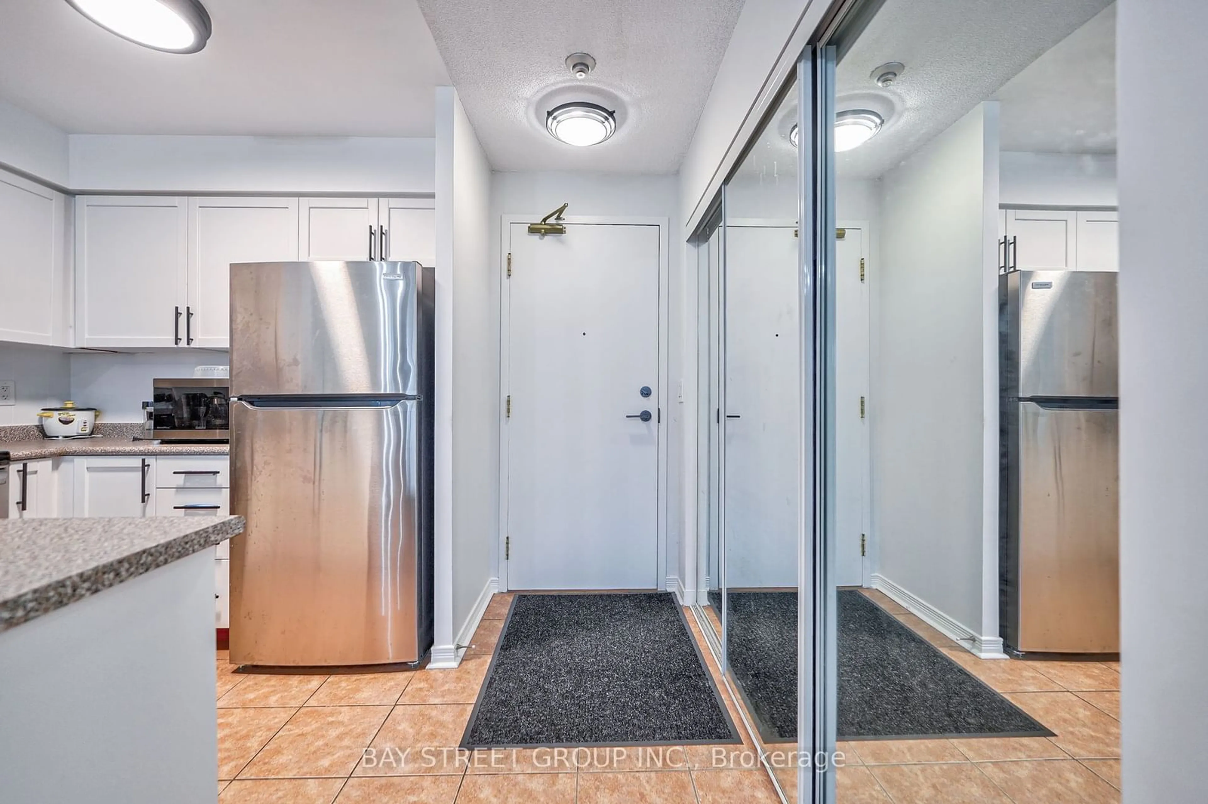 Indoor foyer, not visible floor for 5500 Yonge St #803, Toronto Ontario M2N 7L1