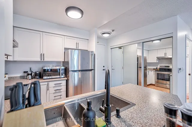 Additional property image - 5500 Yonge St Unit 803