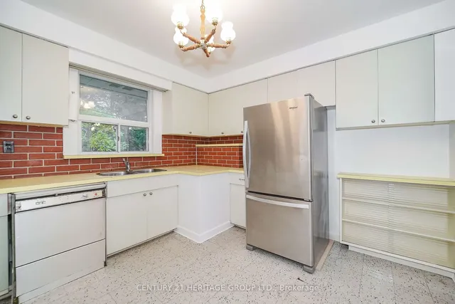 Additional property image - 35 Caswell Dr